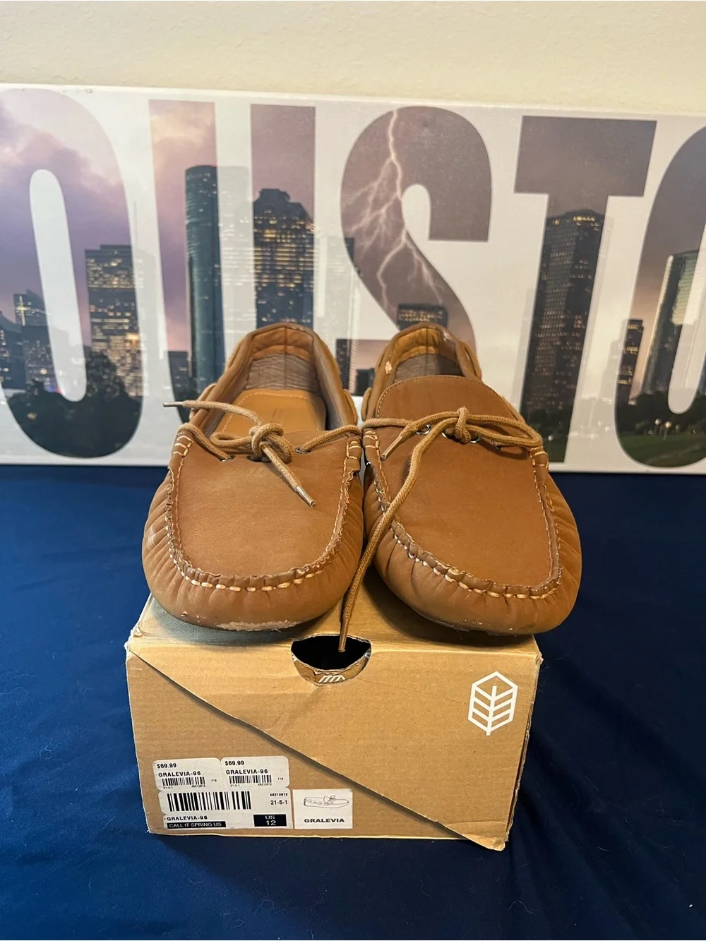 N/A comfortable brown